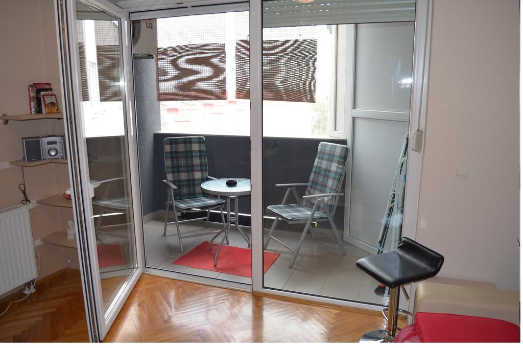 Apartment Viktor,Parking Osijek Room photo